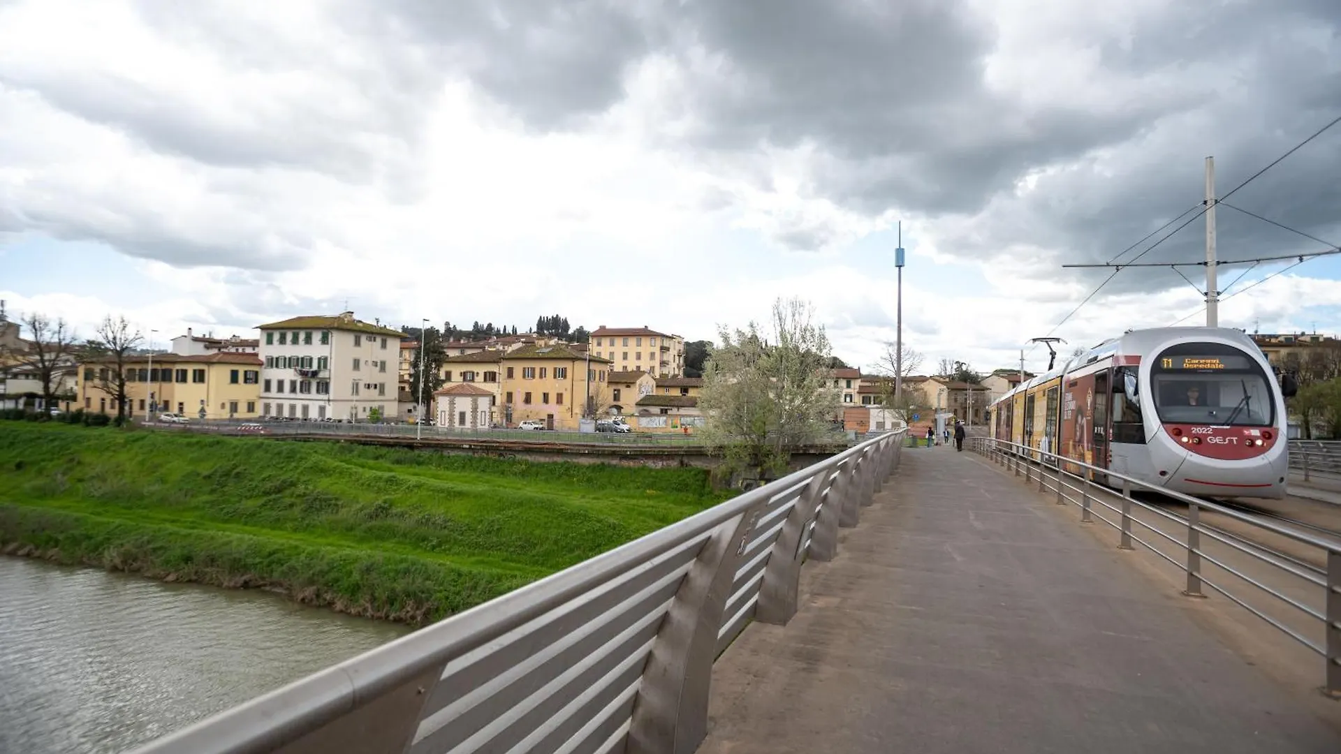 Indipendent Studio Apartment With Terrace - Parking Florence