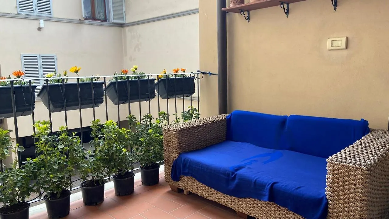 Indipendent Studio Apartment With Terrace - Parking Florence